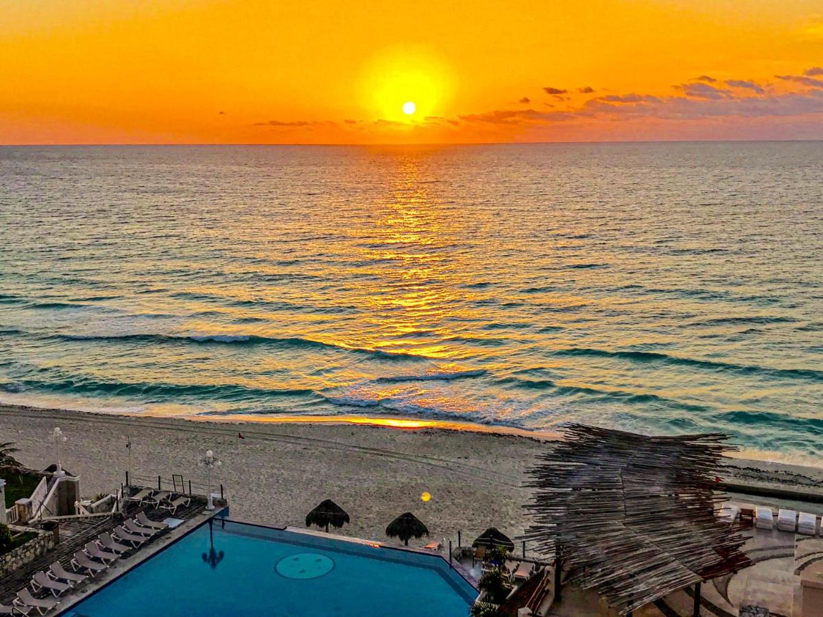 Ova Apartments Cancun Luaran gambar