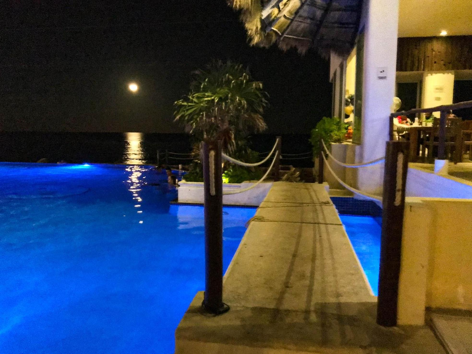 Ova Apartments Cancun Luaran gambar