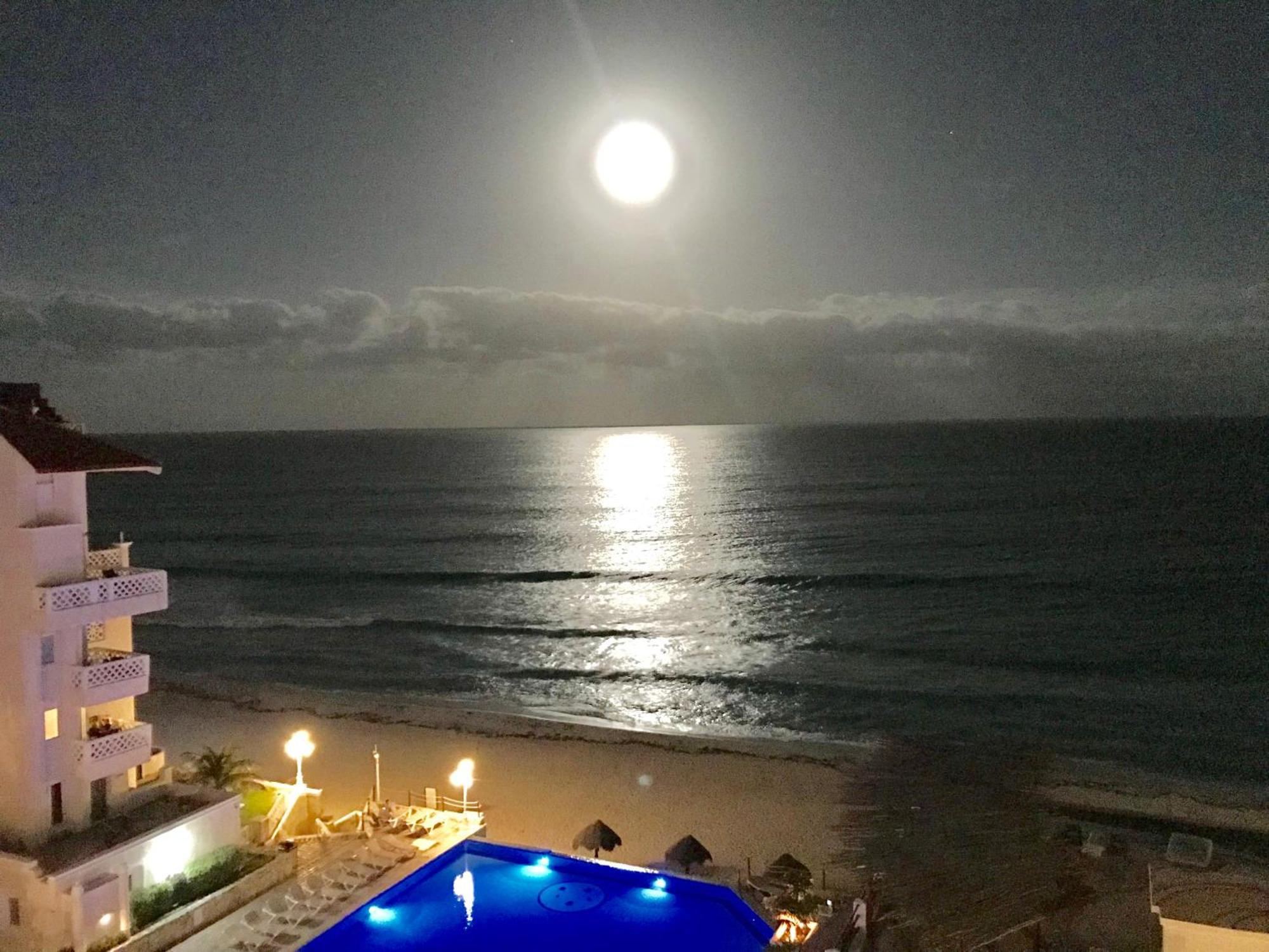 Ova Apartments Cancun Luaran gambar