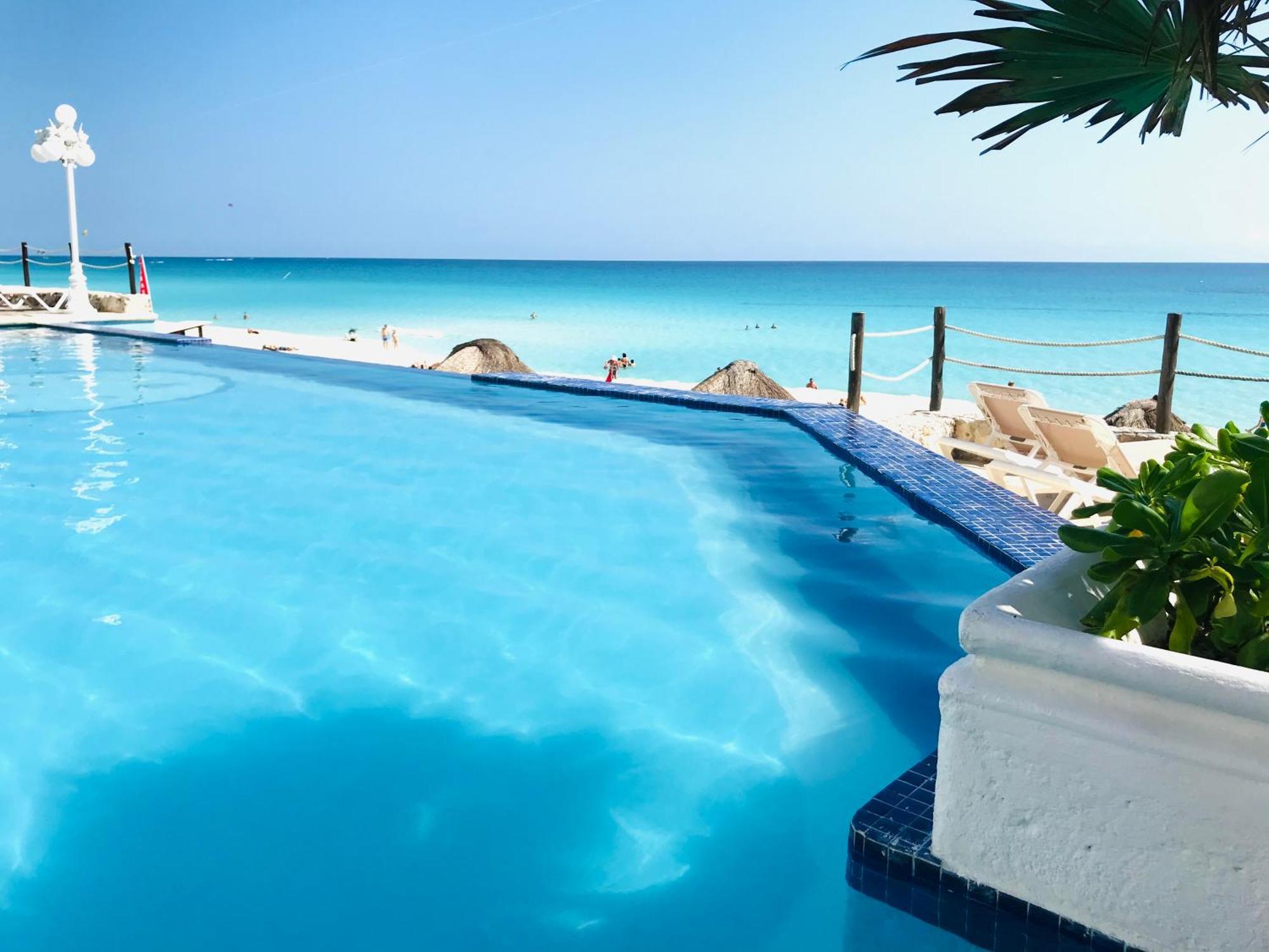 Ova Apartments Cancun Luaran gambar