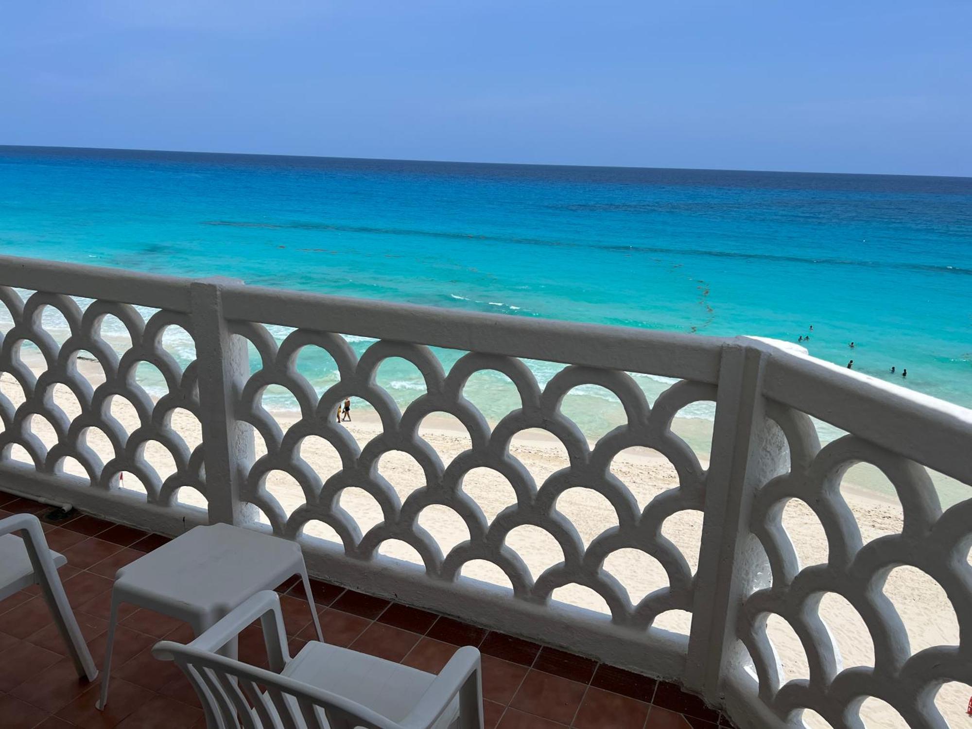 Ova Apartments Cancun Luaran gambar